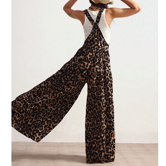 Leopard Print Pocket Wide Leg Bib Overalls Jumpsuit - Picture 2 of 11